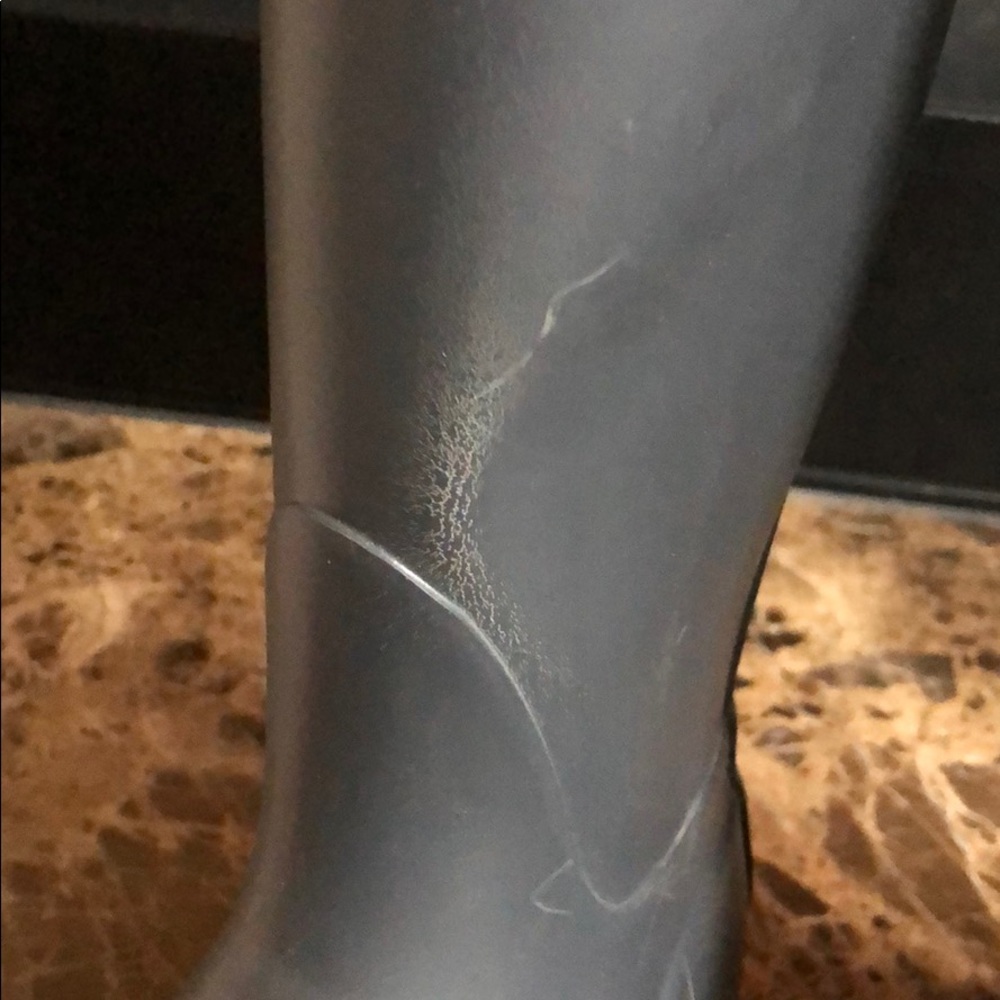 NEW in Box Matte Grey Hunter Boots - Picture 5 of 7